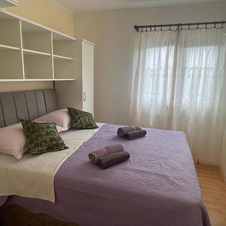 ביוגראד נה מורו Apartments Angela מראה חיצוני תמונה