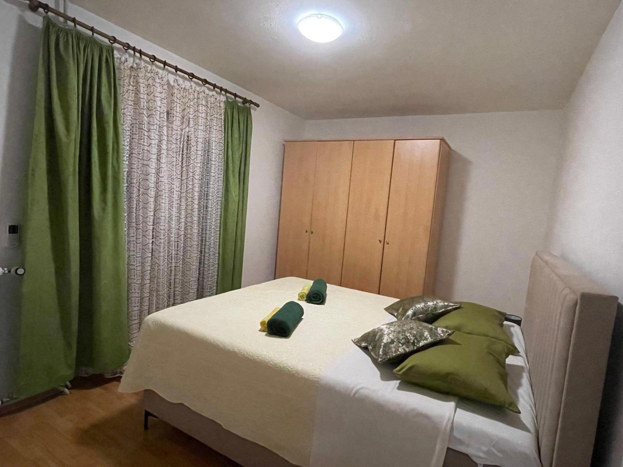 ביוגראד נה מורו Apartments Angela מראה חיצוני תמונה