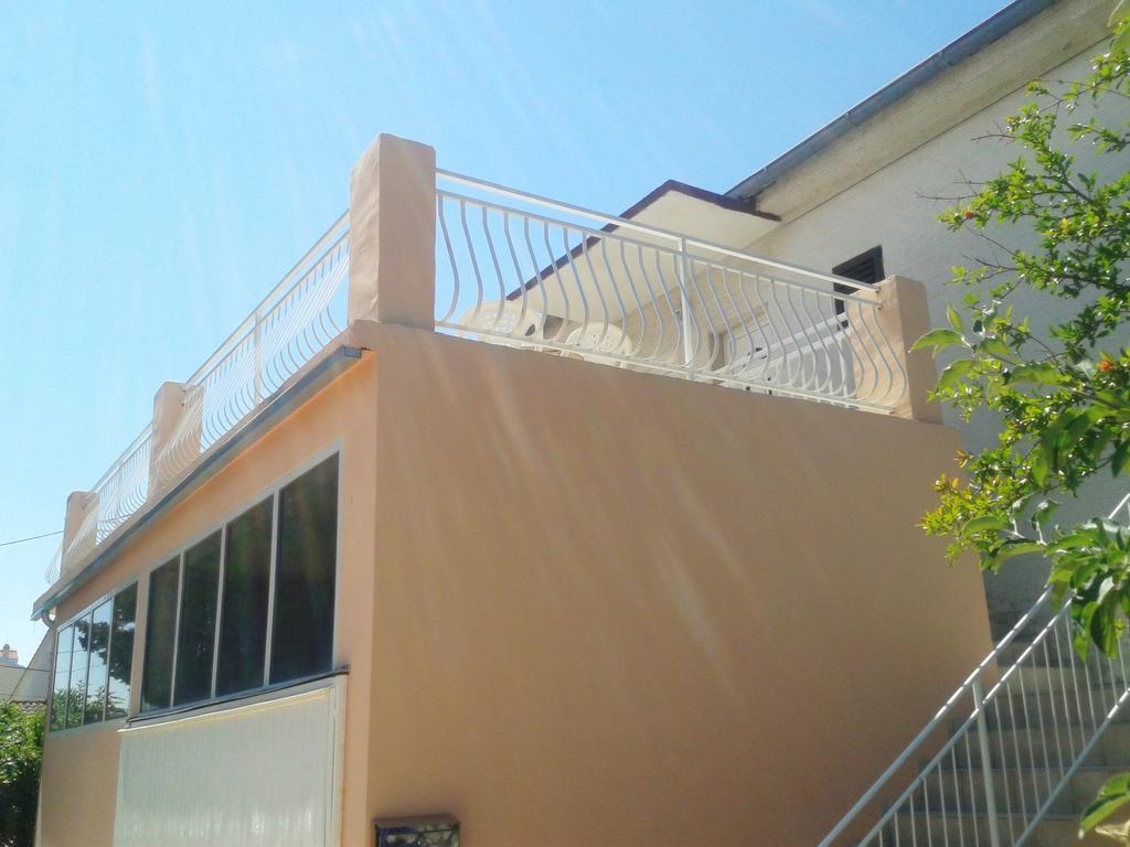 ביוגראד נה מורו Apartments Angela מראה חיצוני תמונה