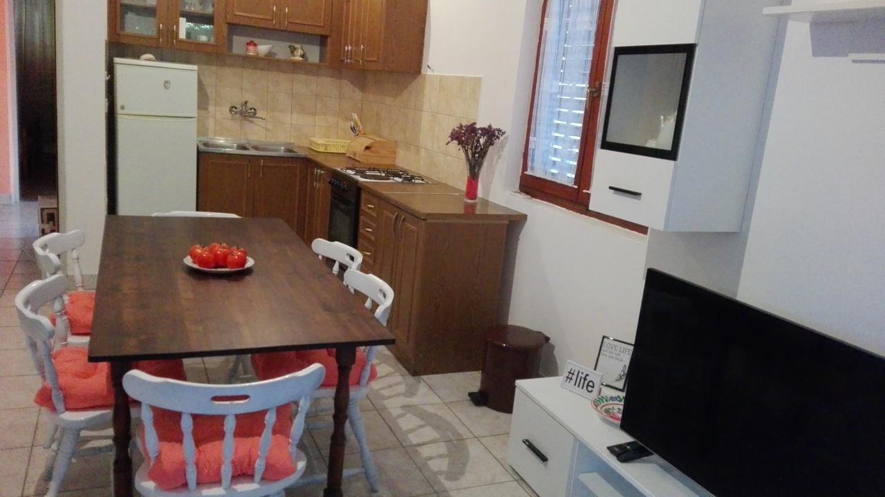 ביוגראד נה מורו Apartments Angela מראה חיצוני תמונה